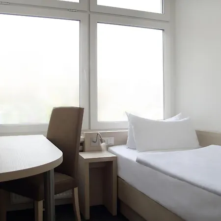 Viva Hotel 2*